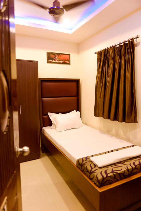 Hotel Mm Guwahati Zewnętrze zdjęcie