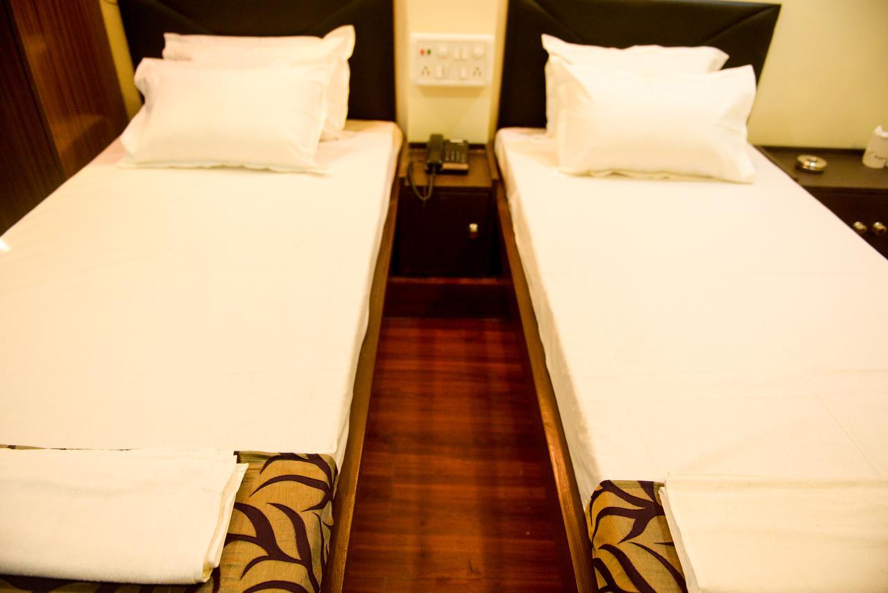 Hotel Mm Guwahati Zewnętrze zdjęcie